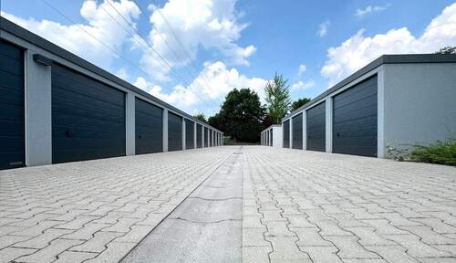 Garagenhof Düsseldorf - Moderne Neubau-Garage - Düsseldorf-Holthausen. Jetzt die letzen Garagen sichern!