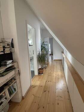 DG Flur mit Schiebtürschränken - 