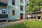 Hauseingang - Trachenberge: Balkon + Wanne + EBK mgl.*