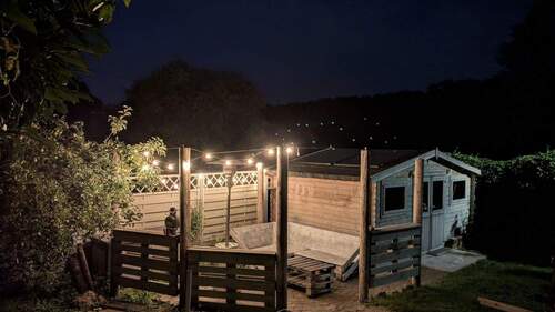 Garten Sitzecke mit Gartenhaus - 