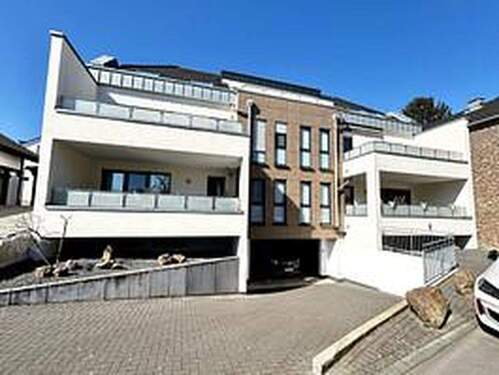 Tiefgaragenzufahrt - Etagenwohnung mit 93,00 m&sup2; in Troisdorf zum Kaufen