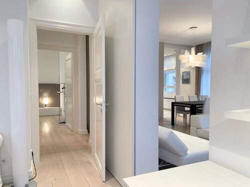 Flur - 3 Zimmer Etagenwohnung zur Miete in Frankfurt am Main