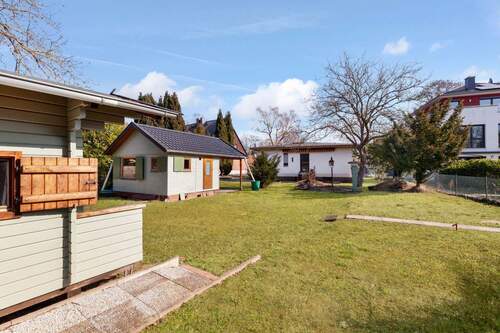 Grundstück - 4 Zimmer Einfamilienhaus in Berlin