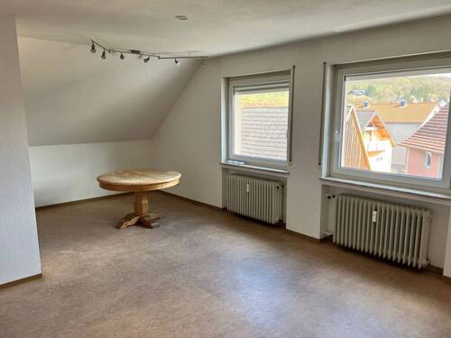 Wohnzimmer.jpeg - 2 - Zimmerwohnung in Bad KissingenArnshausen