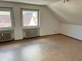 Wohnzimmer.jpeg - 2 Zimmer Etagenwohnung zur Miete in Bad Kissingen