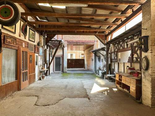 Innenhof zur Straße - 