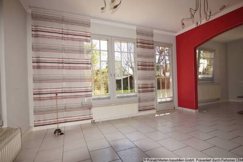 Wohnbereich mit Terrassenausgang - 