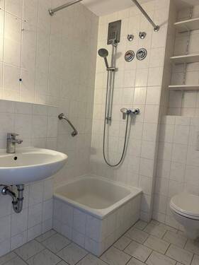 Badezimmer Beispielbild - 