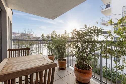 Balkon - Etagenwohnung mit 86,50 m&sup2; in Frankfurt am Main zum Kaufen