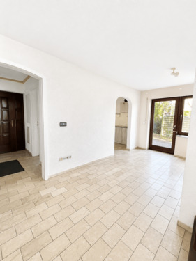 Essbereich m. Terrasse EG. - 