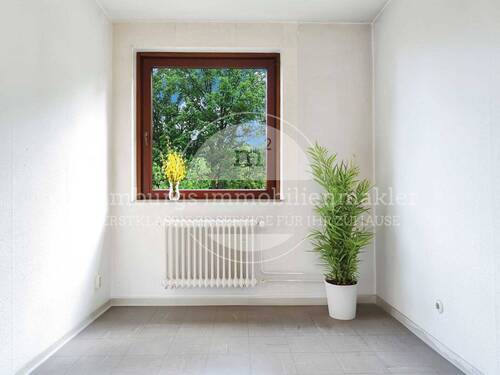 Zimmer 3 (OG) - 