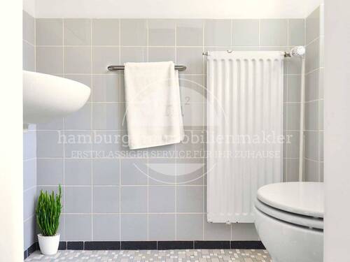 Gäste-WC (EG) - Mehrfamilienhaus, Wohnhaus mit 94,00 m² in Hamburg zum Kaufen