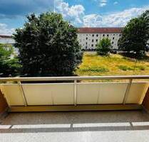 **Besichtigung: Mo., 15.09.25 um 18:30 Uhr** Balkonwohnung im Komponistenviertel! - Brandenburg Görden