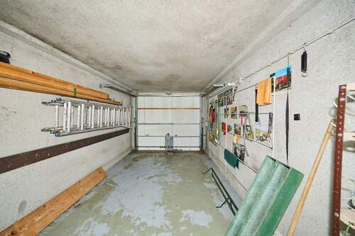 RH Gilching Garage - 