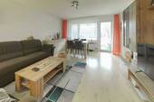Wohnzimmer - 3 Zimmer Etagenwohnung zum Kaufen in Korntal-Münchingen