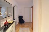Flur - Etagenwohnung mit 71,70 m&sup2; in Leipzig zum Kaufen