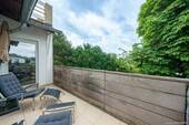 1. Balkon im Obergeschoss - 