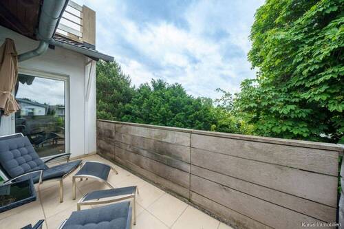 1. Balkon im Obergeschoss - 
