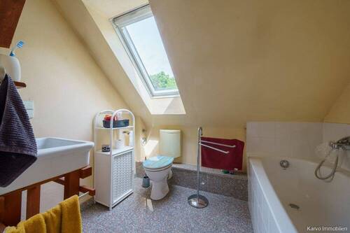 Bad im Dachgeschoss - 