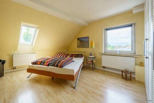 Schlafzimmer im Dachgeschoss - 