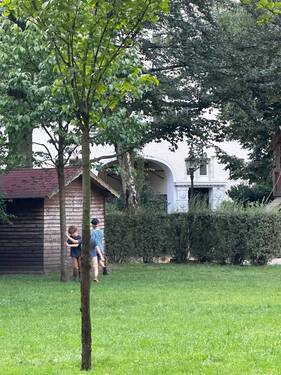 Spielplatz inklusive - 