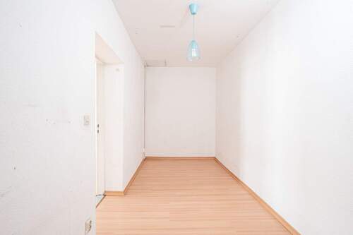 WE9 Flur - Etagenwohnung mit 80,00 m² in Berlin zum Kaufen