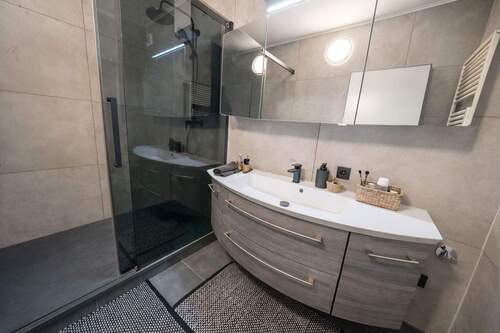 Badezimmer (visualisiert) - 