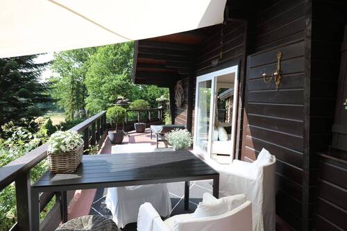 Terrasse, Blick in die Natur - 