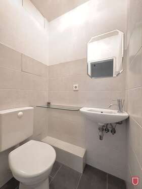WC - 