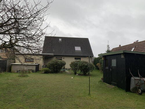 Ansicht von der Gartenseite - 6 Zimmer Mehrfamilienhaus, Wohnhaus in Cuxhaven