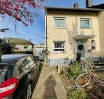 Gepflegt & zentral: Ihr Haus mit Garage & ausgebautem Dachgeschoss! - Bergisch Gladbach
