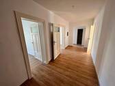 03flur.JPEG - 3 Zimmer Etagenwohnung in Görlitz
