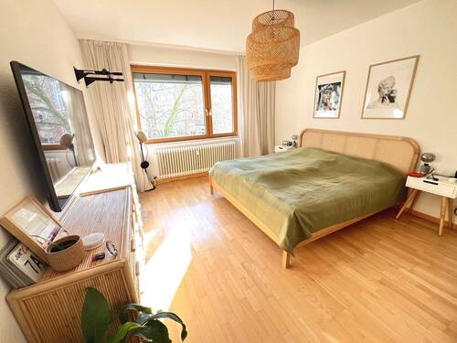 Schlafzimmer - Etagenwohnung mit 68,00 m&sup2; in Karlsruhe zum Kaufen