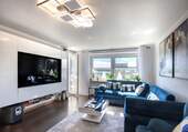 Wohnzimmer - 3 Zimmer Etagenwohnung zum Kaufen in München