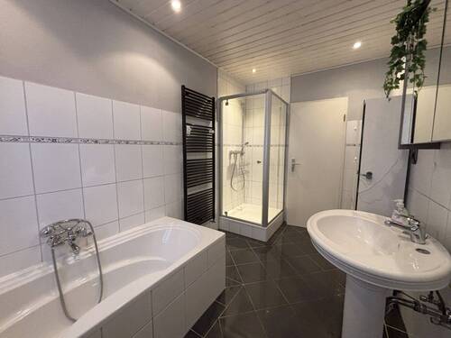 Badezimmer Erdgeschoss - 