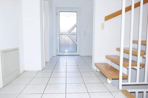 10-Diele-Aufgang-OG - 