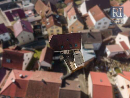 Vogelperspektive - 6 Zimmer Mehrfamilienhaus, Wohnhaus zum Kaufen in Rimpar