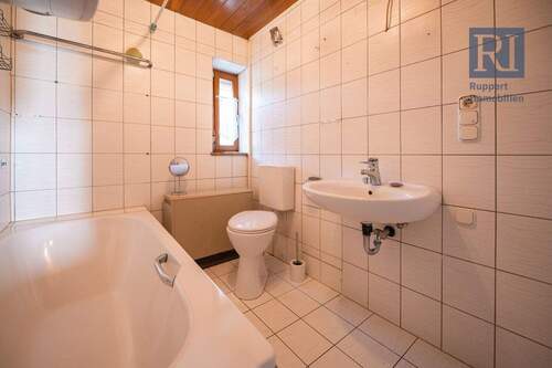 Badezimmer 1 EG - 