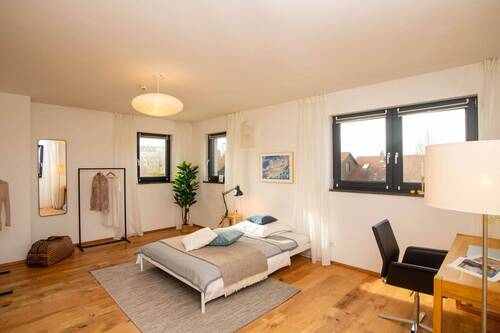 Zimmer 4_2.Obergeschoss (2).jpg - 