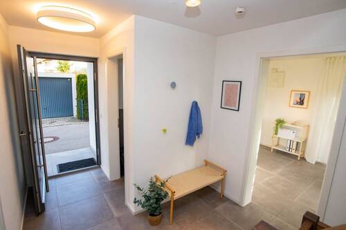 Eingang_Flur.jpg - 5 Zimmer Einfamilienhaus zum Kaufen in Marktoberdorf