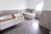 OG: Badezimmer - 