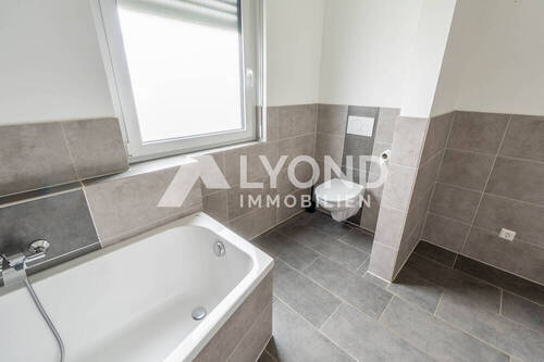 OG: Badezimmer - 