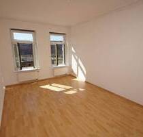 Preisattraktiv & vermietet: 3-Zimmer-Erdgeschosswohnung mit Balkon in guter Lage von Leipzig