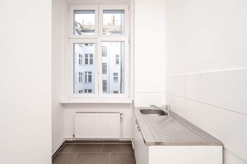 Beu4 WE24 Küche-Wohnzimmer (1) - 