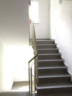 Treppenhaus - Etagenwohnung mit 55,30 m&sup2; in Mittweida zum Kaufen