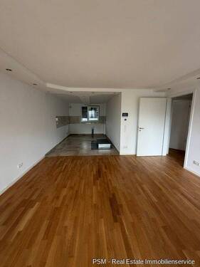 zi2 - 10502-Moderne 4-Zimmer-mit Terrasse und eigenem Garten in Offenbach am Main