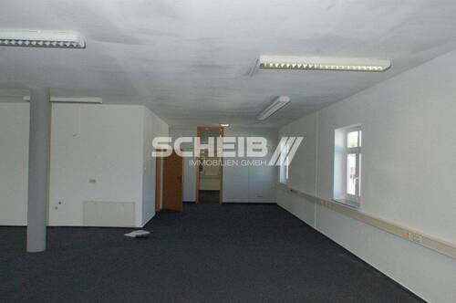 Schallreduzierender Nadelfilzboden - Büro in Gaildorf