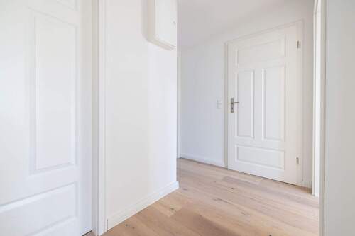 WE8 Flur - 3 Zimmer Etagenwohnung zum Kaufen in Hamburg