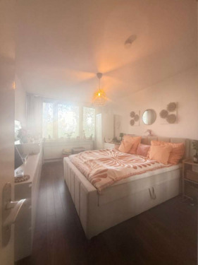 Schlafzimmer - 2 Zimmer Etagenwohnung zur Miete in Düsseldorf