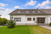 Vorderansicht - Generationenhaus mit Einliegerwohnung und viel Raum
